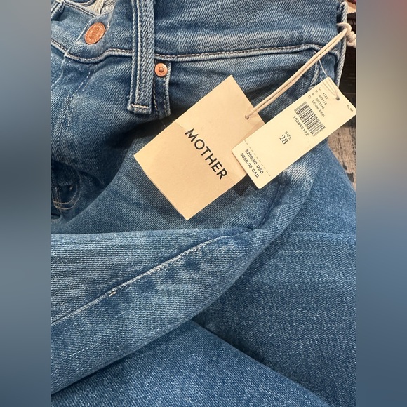 MOTHER The Mid Rise Rambler Zip Ankle. - Picture 6 of 6